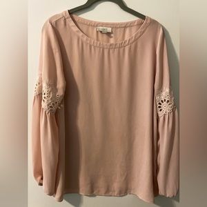 LOFT Long Bell Sleeve blouse ❤️ blush pink